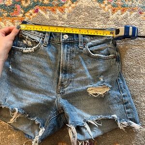 Abercrombie 24/00 High Rise 4” Short